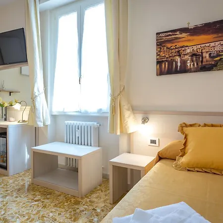 Dolce Luna&parcheggio Privato Firenze